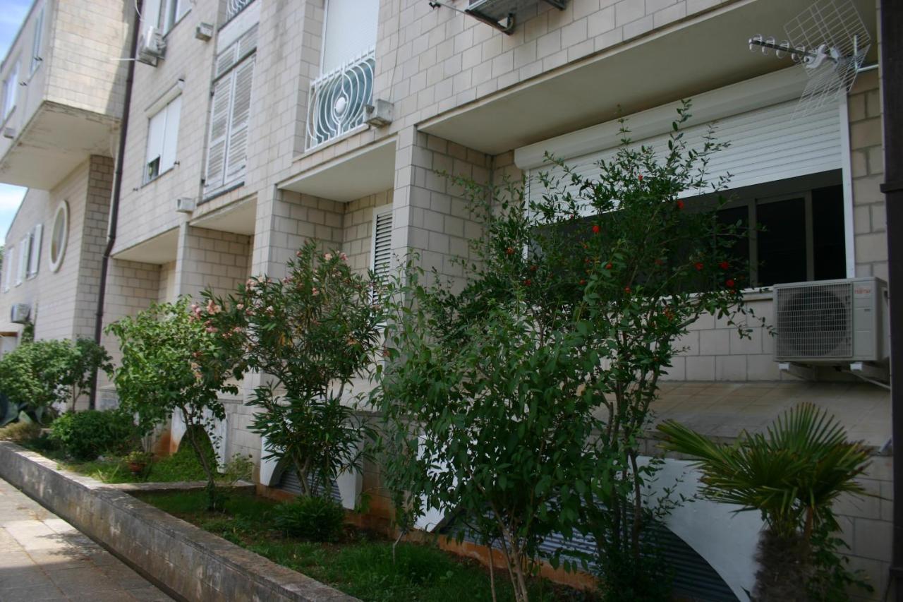 Next Door Apartment Maro & Ivan Njivice Dış mekan fotoğraf