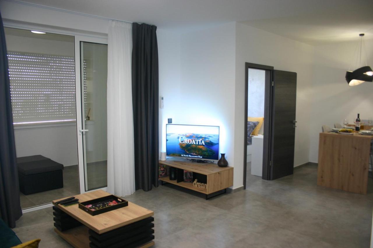 Next Door Apartment Maro & Ivan Njivice Dış mekan fotoğraf